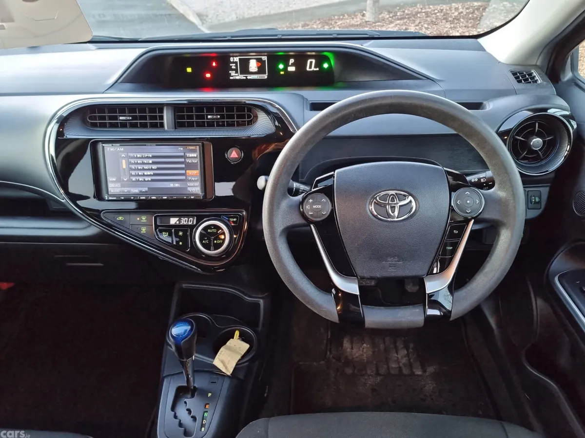 Toyota Aqua Hatchback, Petrol Hybrid, 2020, Silver