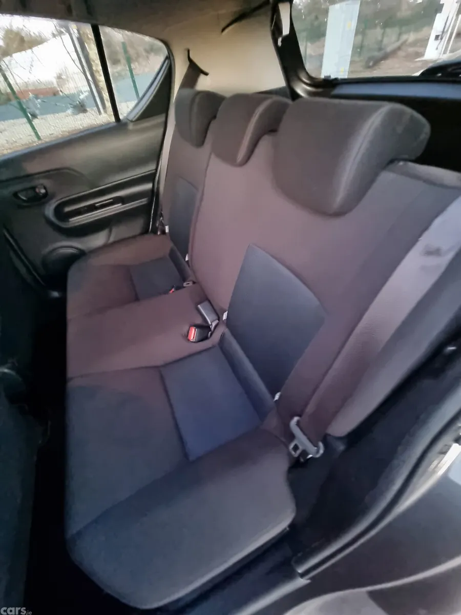 Toyota Aqua Hatchback, Petrol Hybrid, 2020, Grey