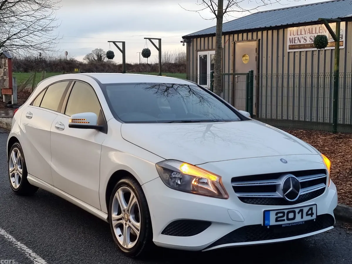 Mercedes-Benz A-Class Hatchback, Petrol, 2014, White