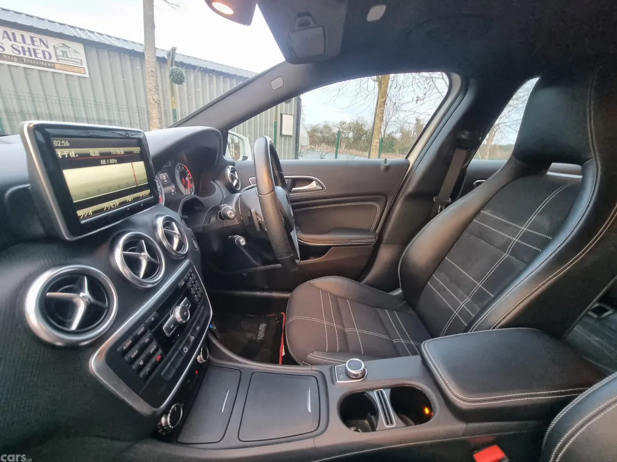 Mercedes-Benz A-Class Hatchback, Petrol, 2014, White