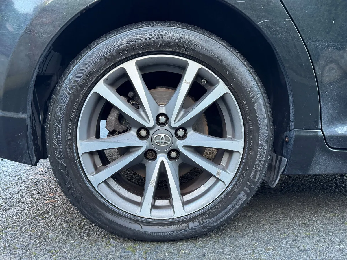 Toyota Avensis Estate, Diesel, 2014, Black