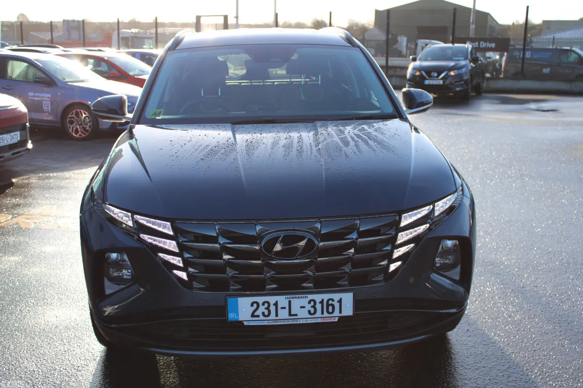 Hyundai Tucson SUV, Petrol Hybrid, 2023, Blue