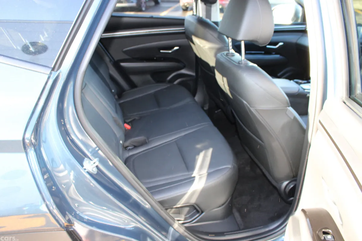 Hyundai Tucson SUV, Petrol Hybrid, 2023, Blue
