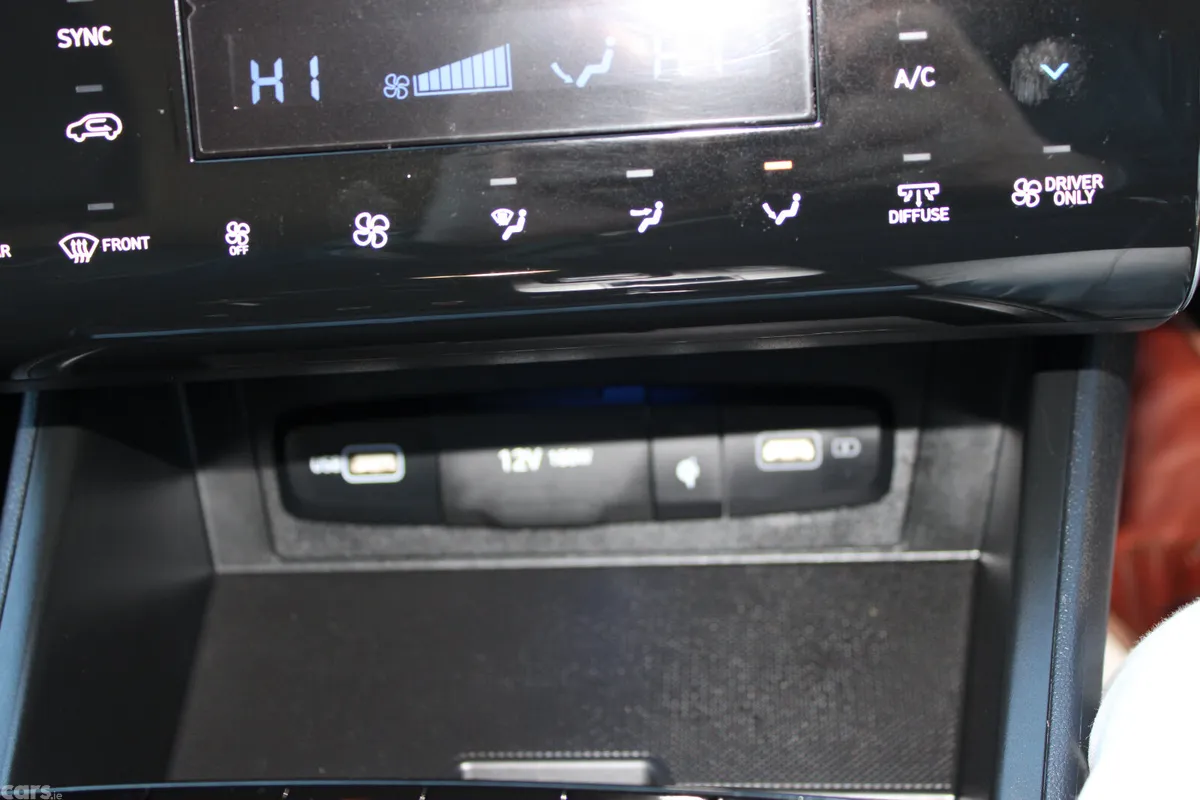 Hyundai Tucson SUV, Petrol Hybrid, 2023, Blue