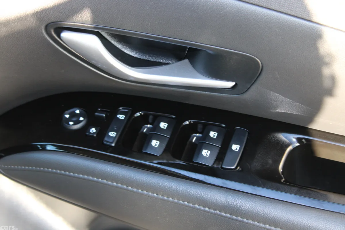 Hyundai Tucson SUV, Petrol Hybrid, 2023, Blue
