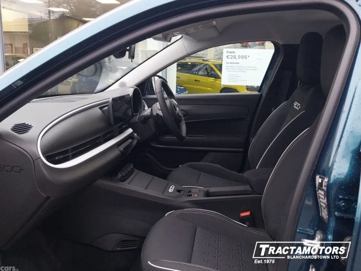 Fiat 600 Hatchback, Petrol Hybrid, 2026, Green