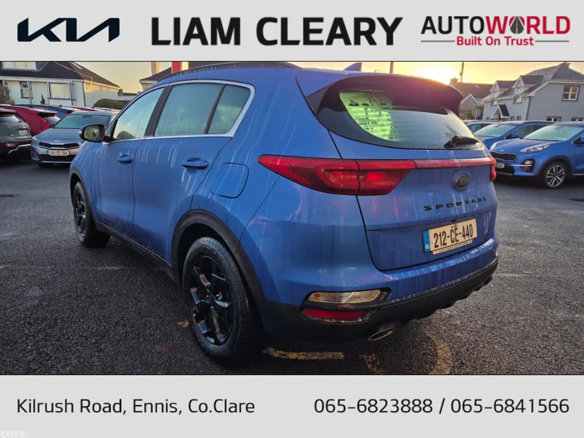 Kia Sportage MPV, Diesel Hybrid, 2021, Blue