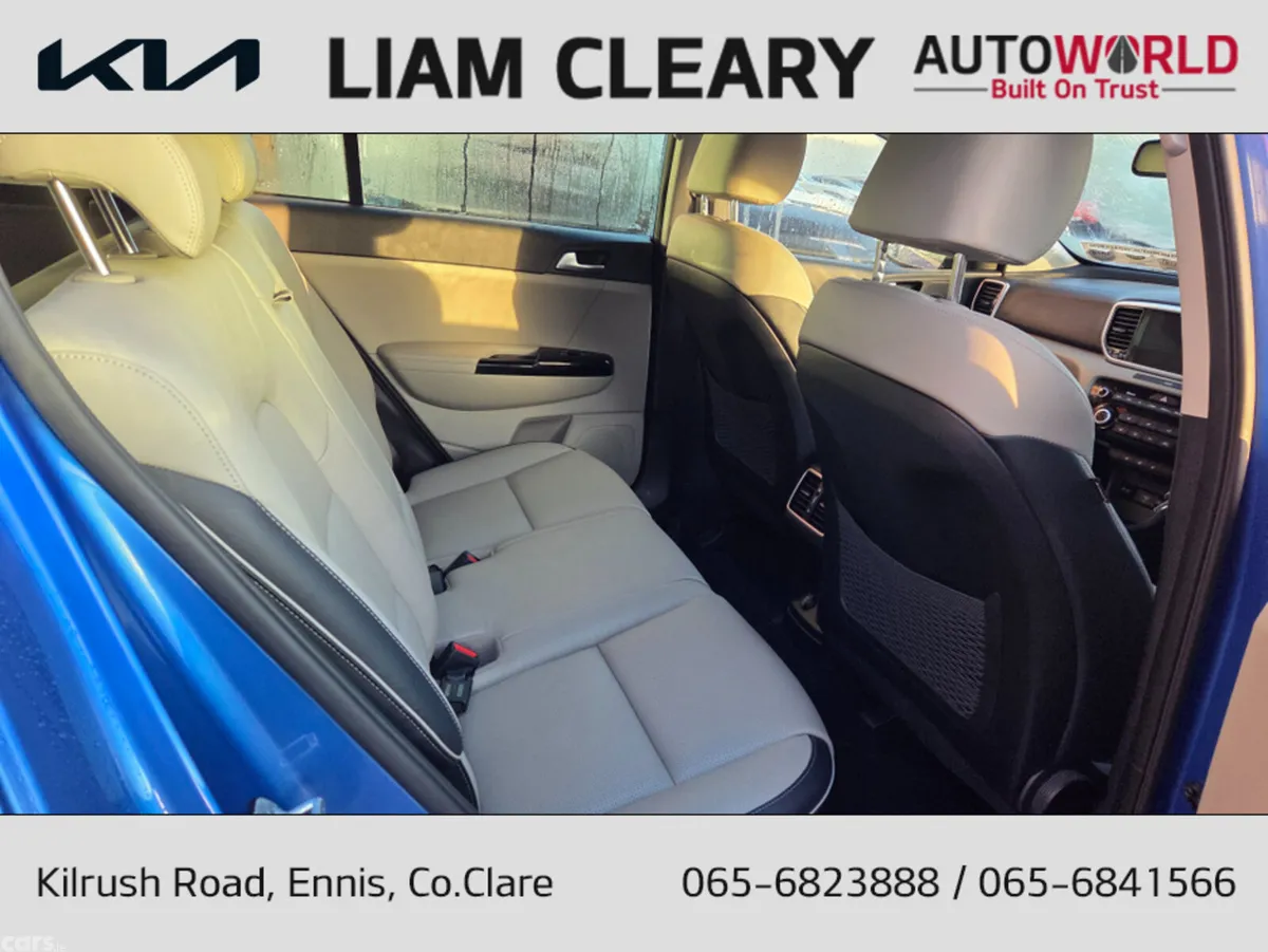 Kia Sportage MPV, Diesel Hybrid, 2021, Blue