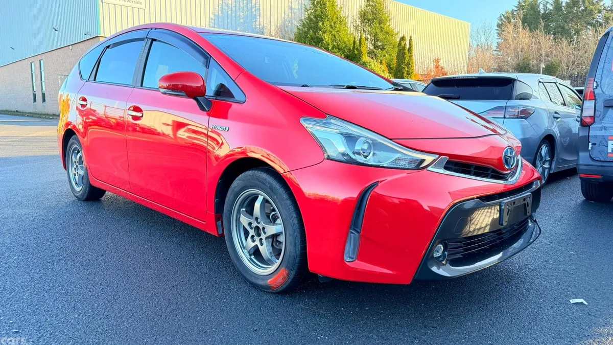 Toyota Prius Estate, Petrol Hybrid, 2016, Red