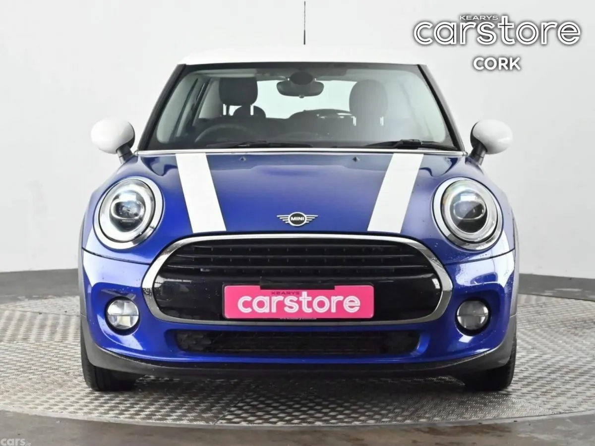 Mini Cooper Hatchback, Petrol, 2019, Blue