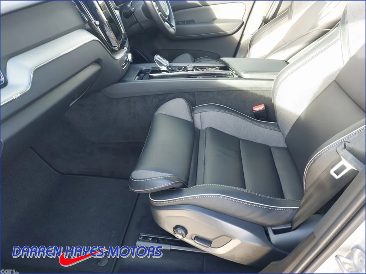 Volvo XC60 Estate, Petrol Plug-in Hybrid, 2024, Grey
