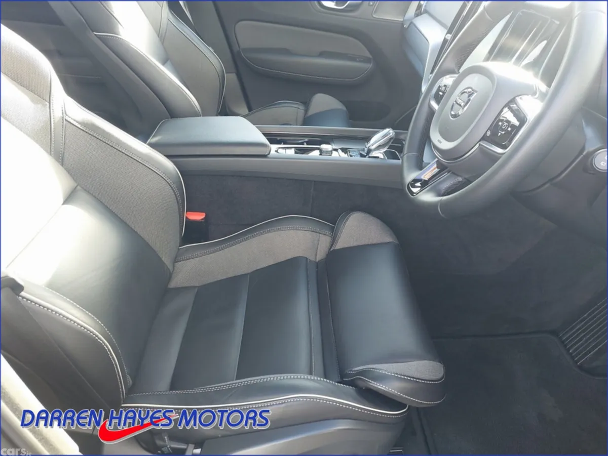 Volvo XC60 Estate, Petrol Plug-in Hybrid, 2024, Grey