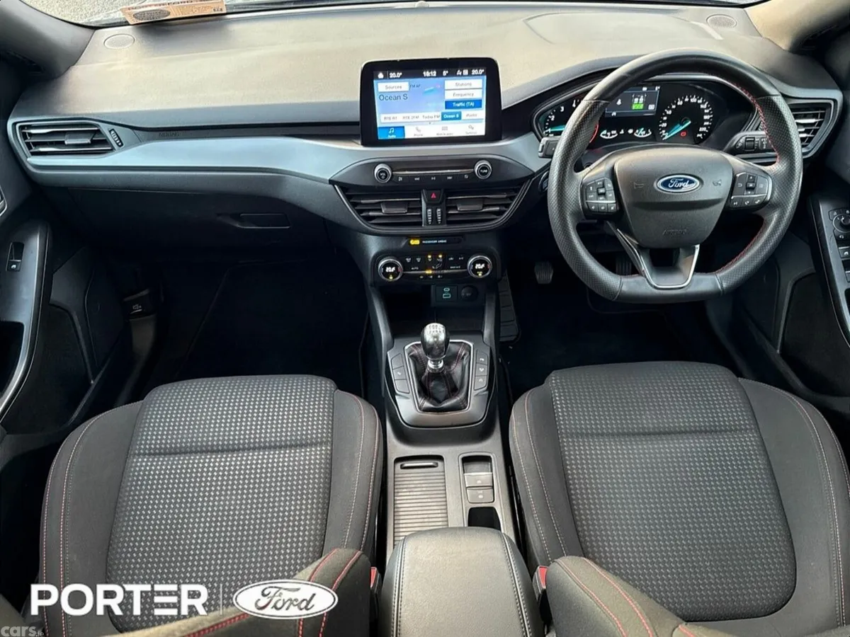 Ford Focus Hatchback, Petrol, 2023, Blue