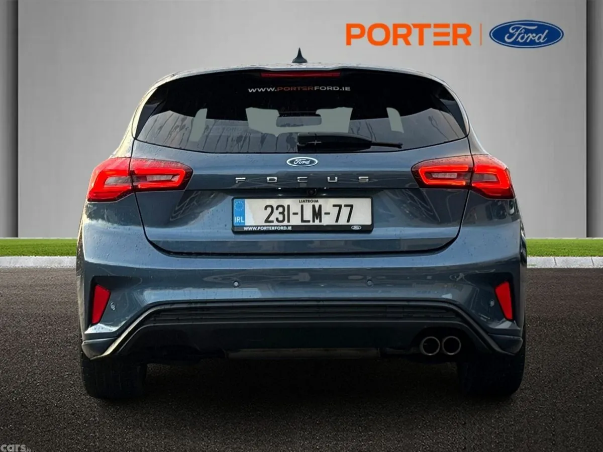 Ford Focus Hatchback, Petrol, 2023, Blue
