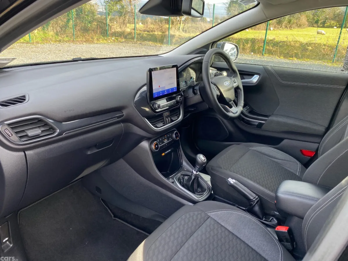 Ford Puma MPV, Petrol Hybrid, 2023, Black