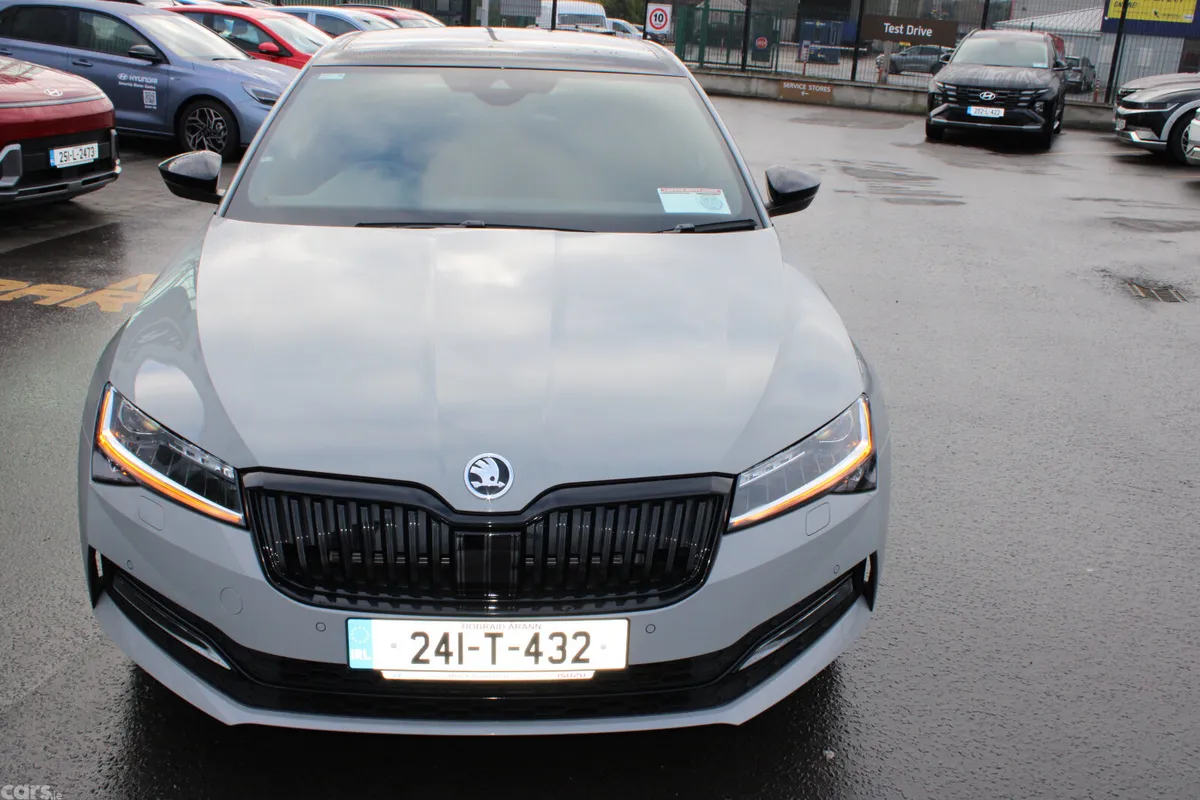 Skoda Superb Saloon, Diesel, 2024, Grey