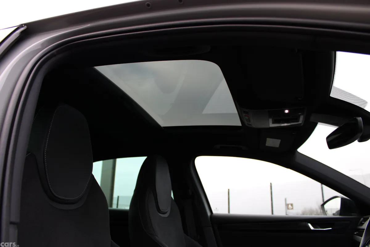 Skoda Superb Saloon, Diesel, 2024, Grey