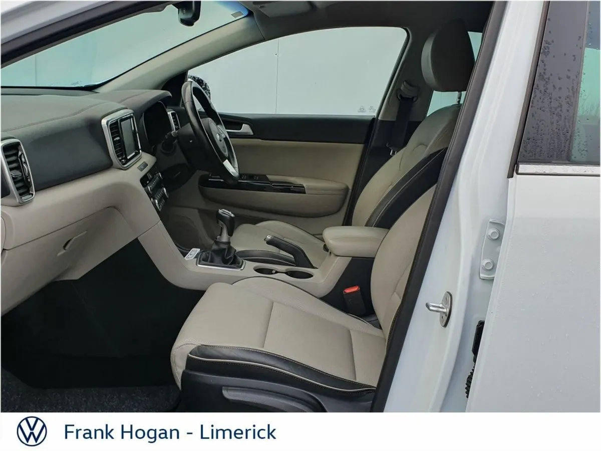 Kia Sportage MPV, Diesel, 2019, White