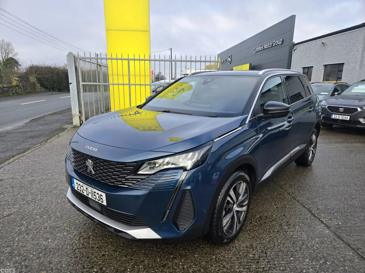 Peugeot 5008 MPV, Diesel, 2023, Blue