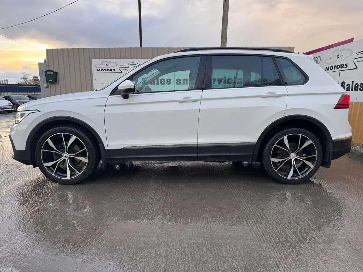 Volkswagen Tiguan SUV, Diesel, 2021, White