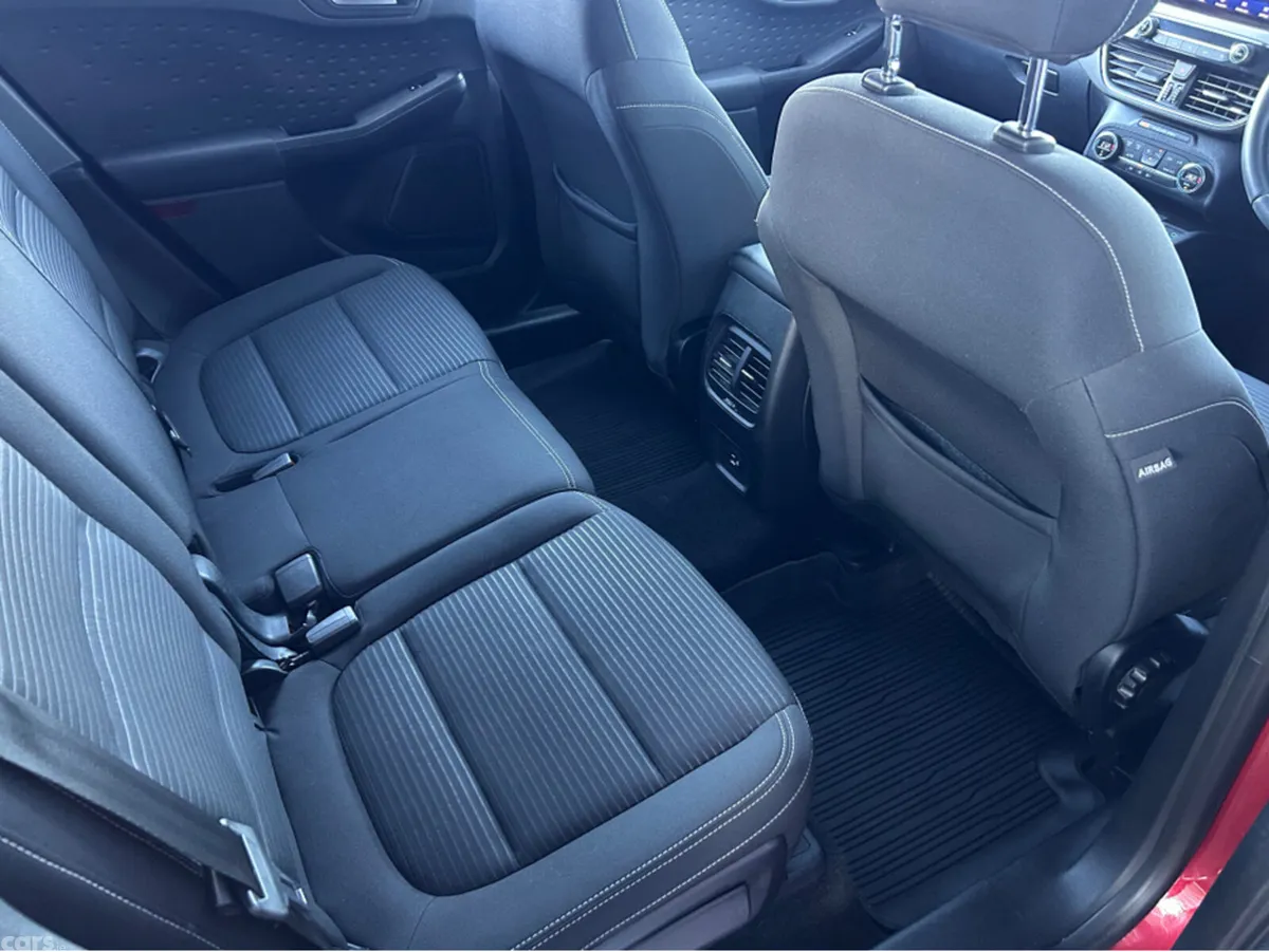 Ford Kuga MPV, Diesel, 2020, Red