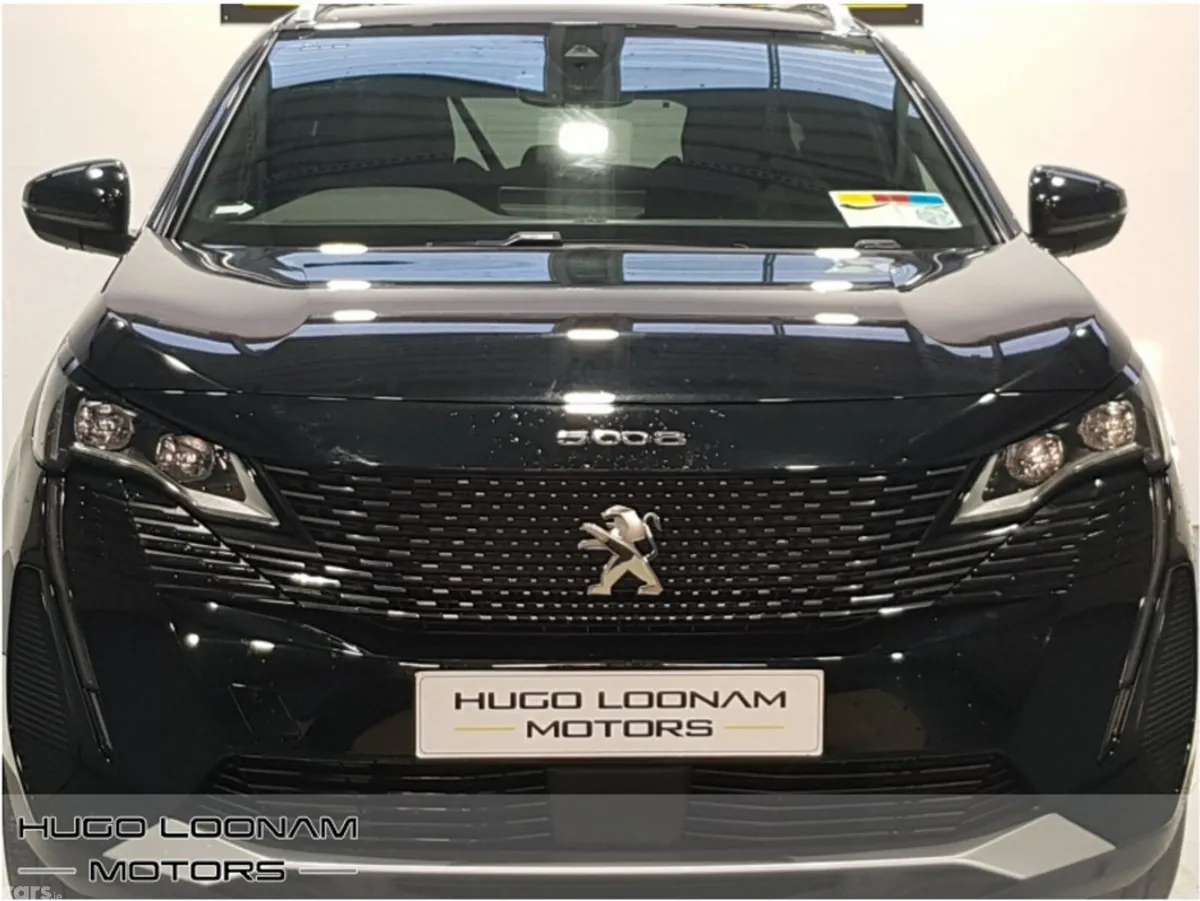 Peugeot 5008 MPV, Petrol, 2025, Black