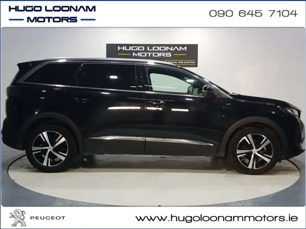 Peugeot 5008 MPV, Petrol, 2025, Black