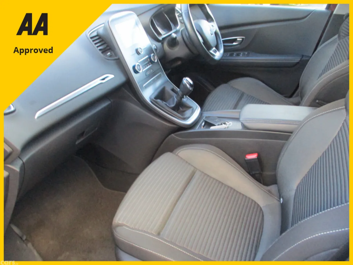 Renault Scenic Hatchback, Diesel, 2019, Red