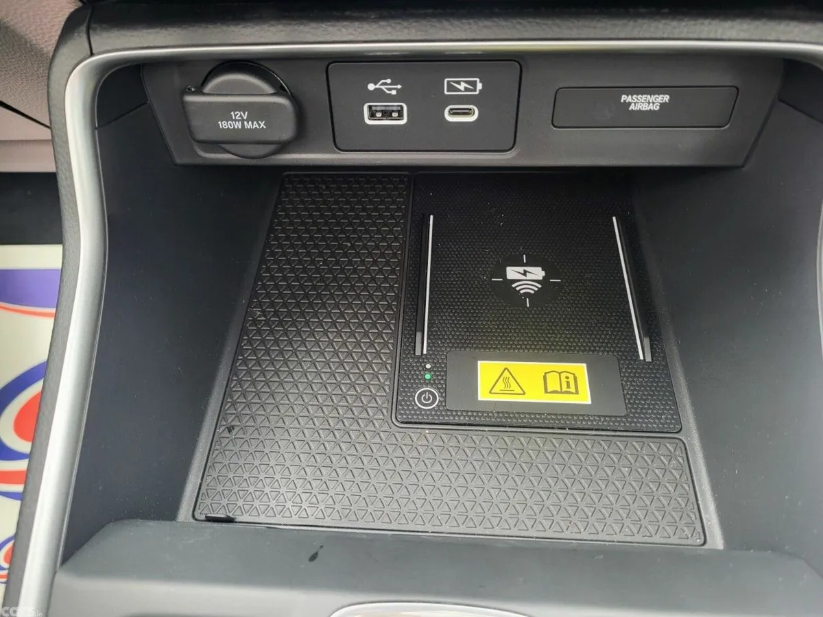 Honda CR-V SUV, Petrol Hybrid, 2024, Red