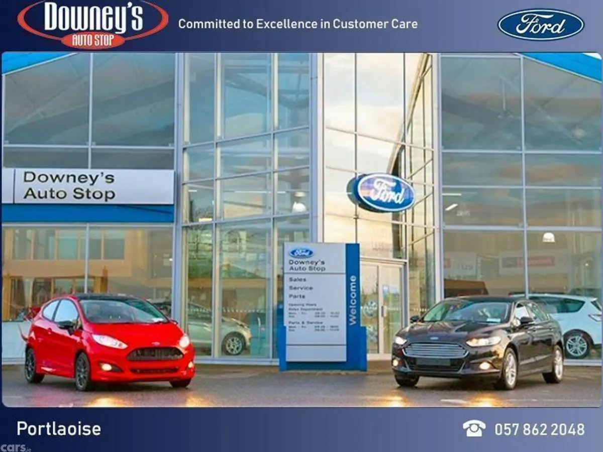 Ford Focus Hatchback, Petrol, 2023, Blue