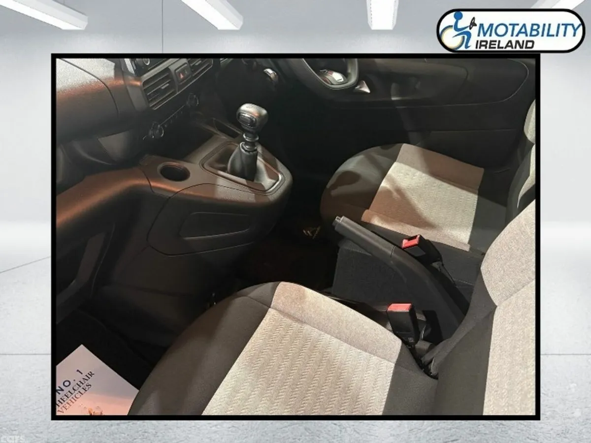 Citroen Berlingo Multispace MPV, Diesel, 2023, Grey