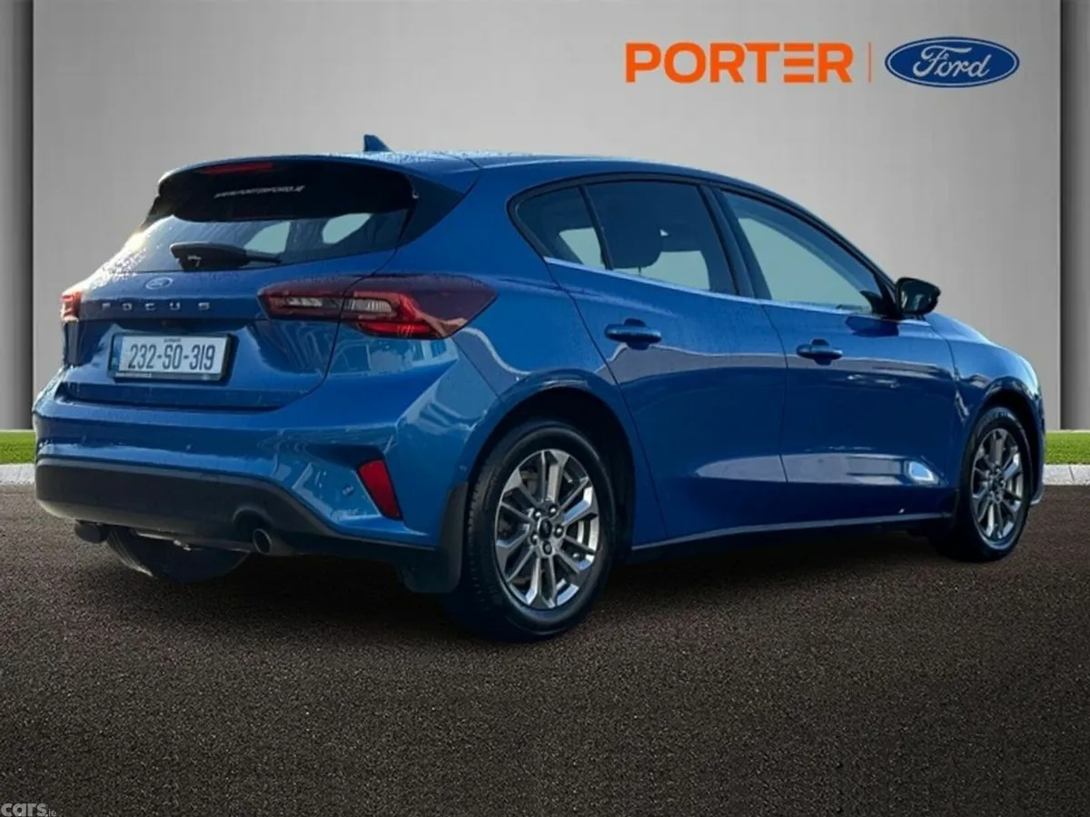 Ford Focus Hatchback, Petrol, 2023, Blue