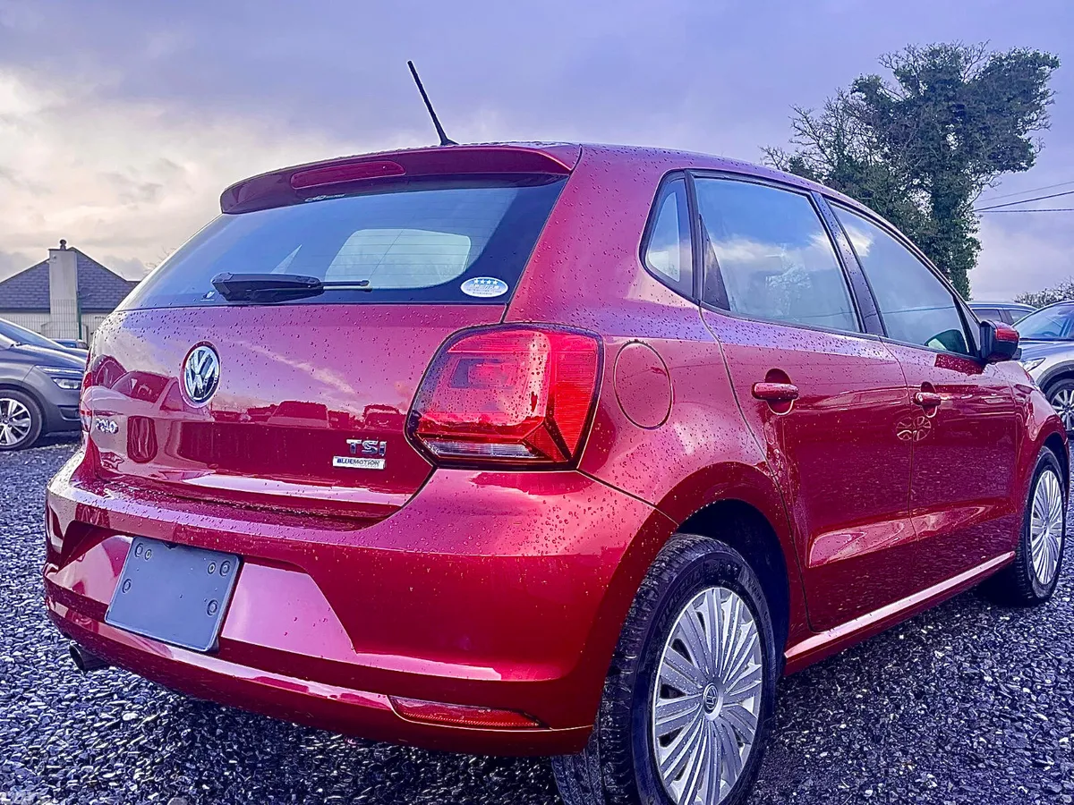 Volkswagen Polo Hatchback, Petrol, 2015, Red