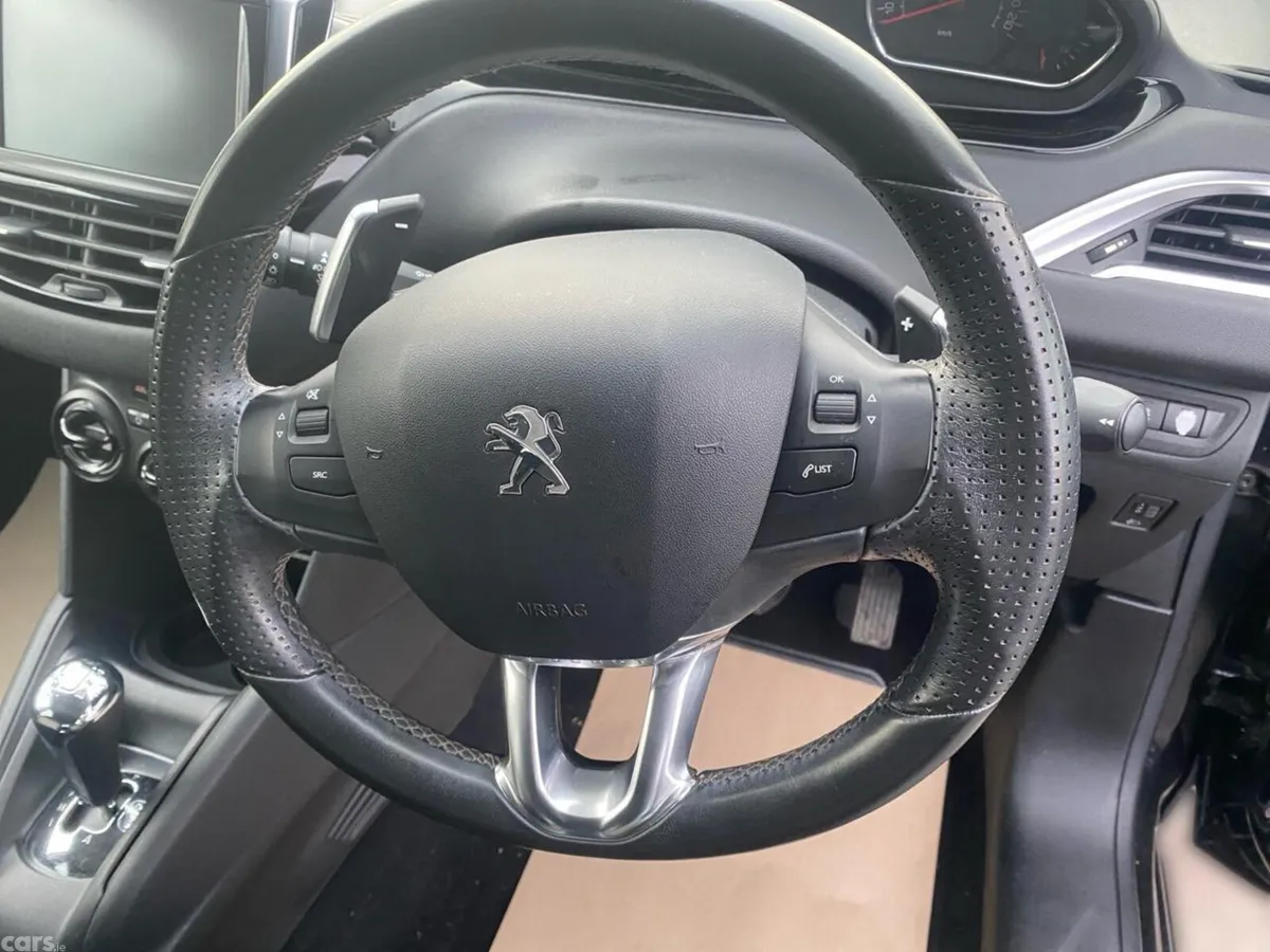 Peugeot 208 Hatchback, Petrol, 2014, Black