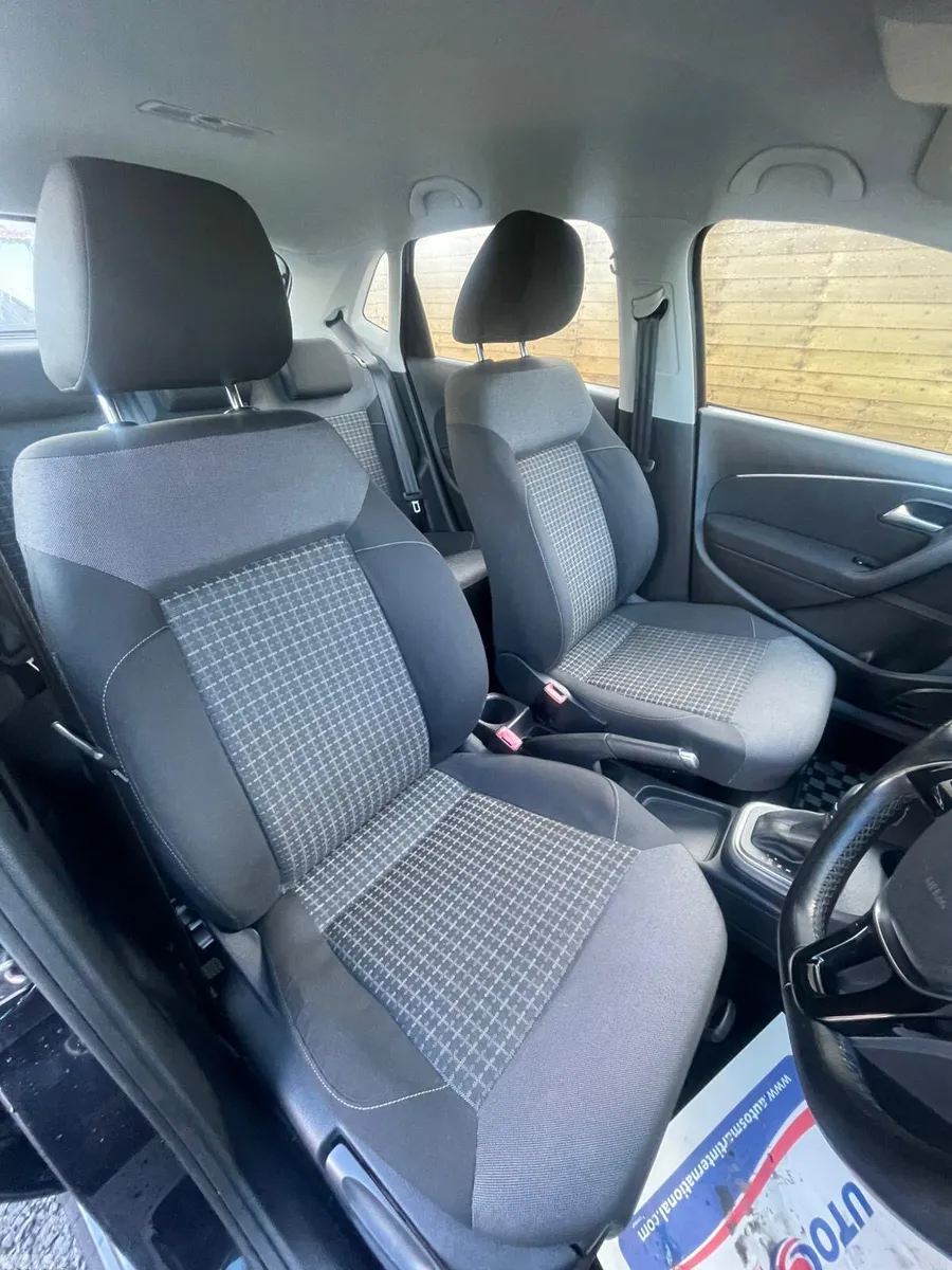 Volkswagen Polo Hatchback, Petrol, 2016, Black