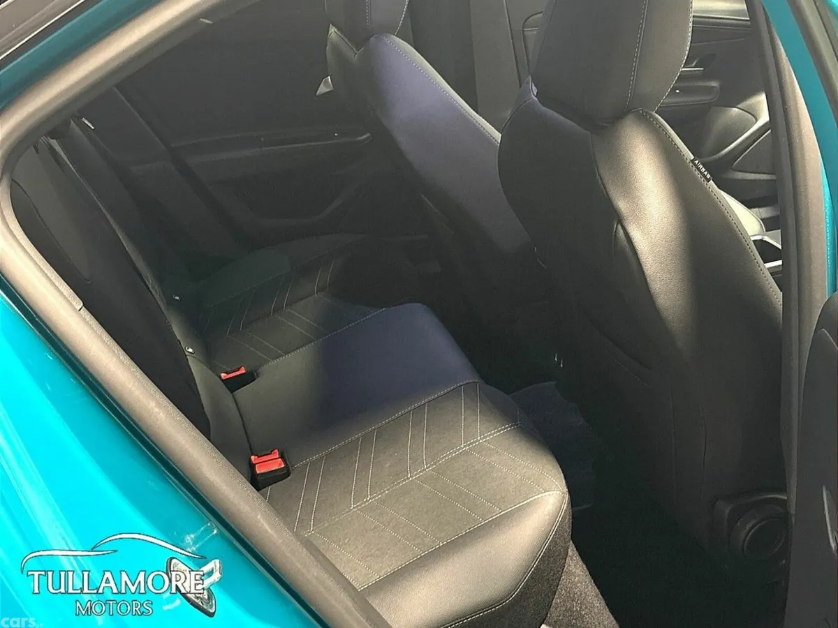 Opel Mokka SUV, Petrol, 2025, Green