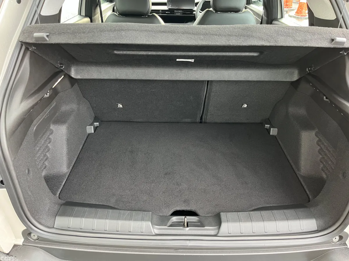 Jeep Avenger SUV, Petrol, 2025, Grey