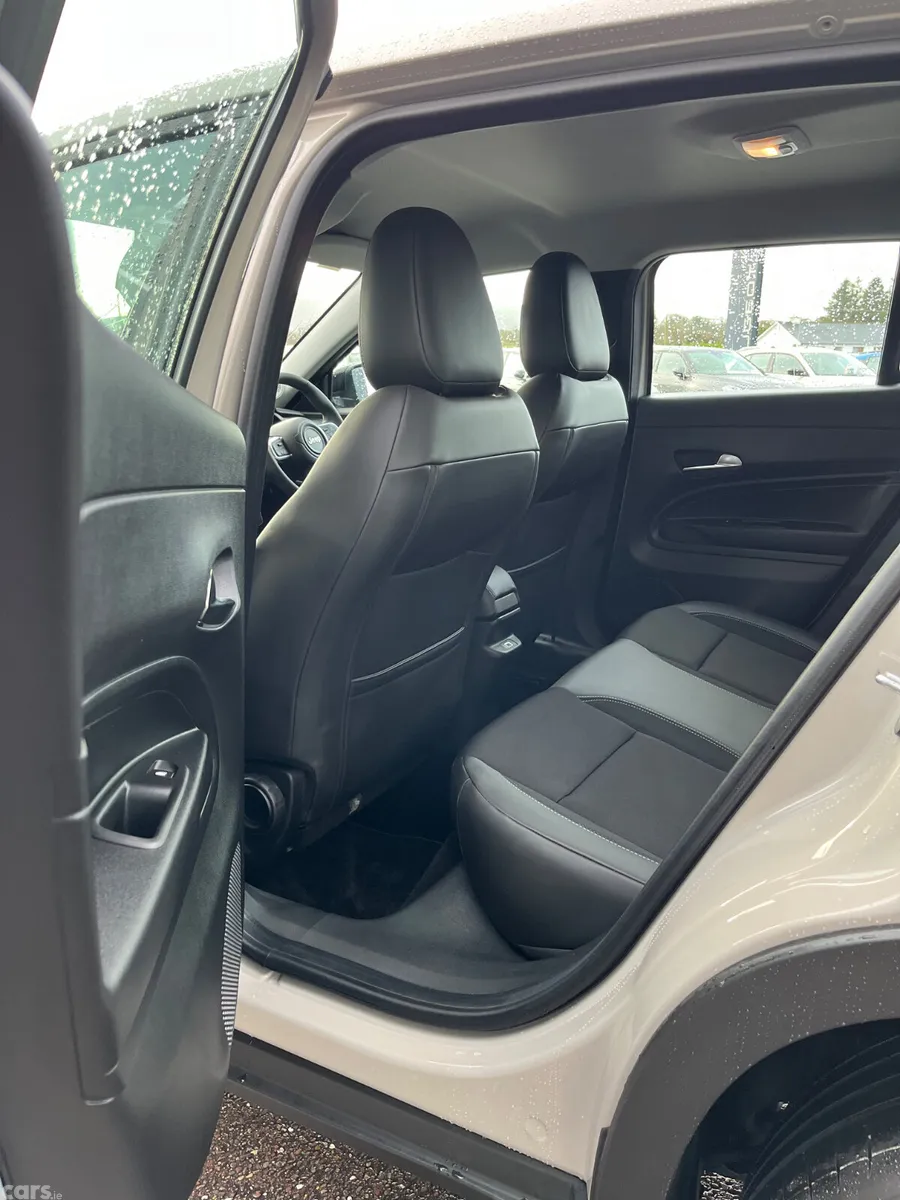 Jeep Avenger SUV, Petrol, 2025, Grey