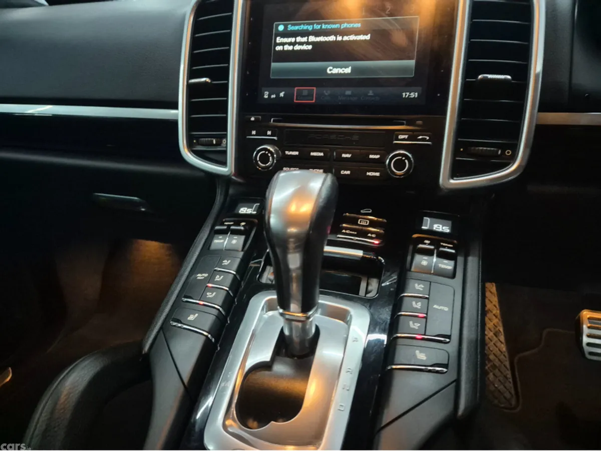Porsche Cayenne SUV, Petrol Plug-in Hybrid, 2017, Silver