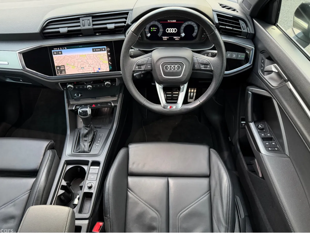 Audi Q3 Estate, Petrol Plug-in Hybrid, 2024, Grey
