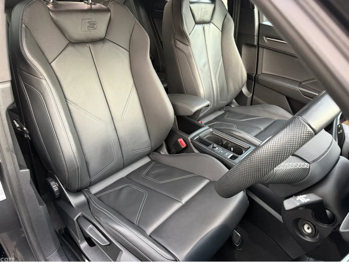 Audi Q3 Estate, Petrol Plug-in Hybrid, 2024, Grey