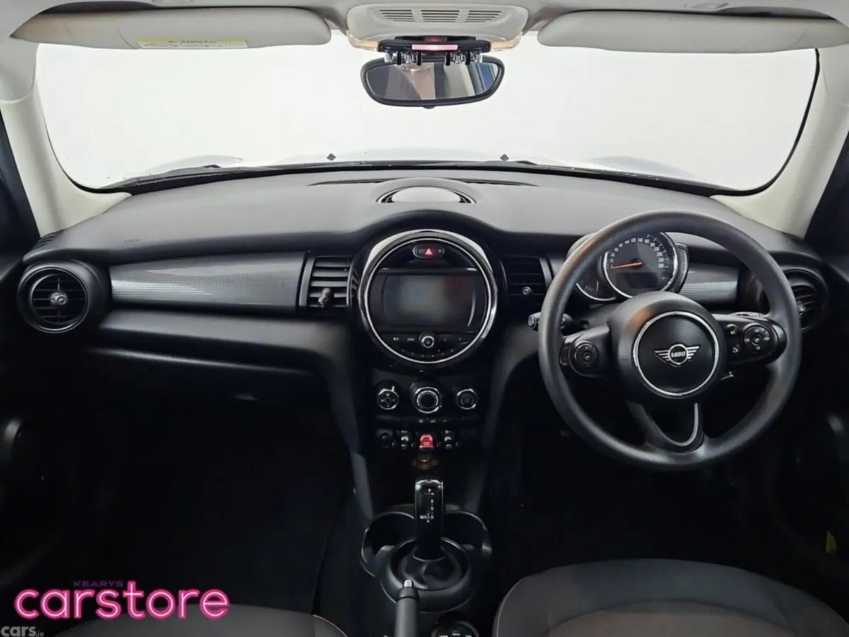 Mini Cooper Hatchback, Petrol, 2019, Blue