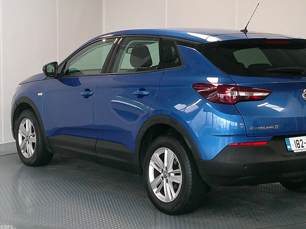 Vauxhall Grandland X Hatchback, Diesel, 2018, Blue