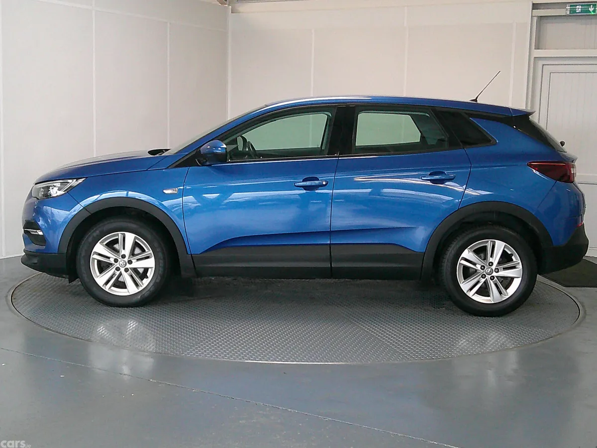 Vauxhall Grandland X Hatchback, Diesel, 2018, Blue