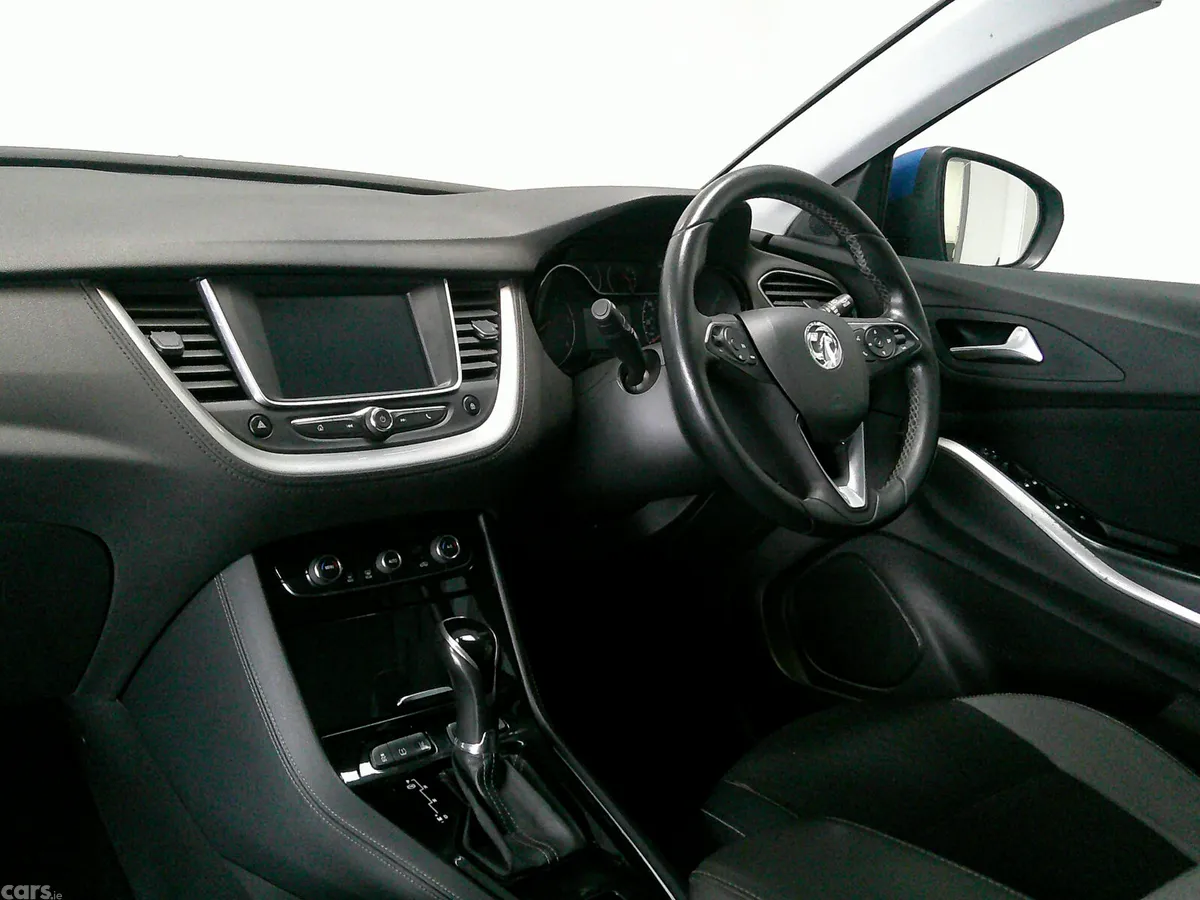 Vauxhall Grandland X Hatchback, Diesel, 2018, Blue