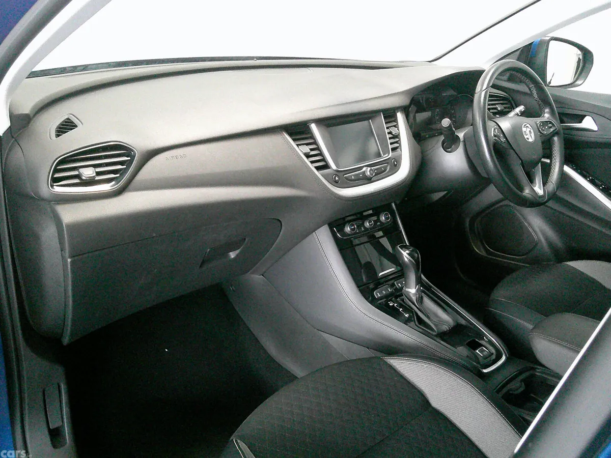 Vauxhall Grandland X Hatchback, Diesel, 2018, Blue