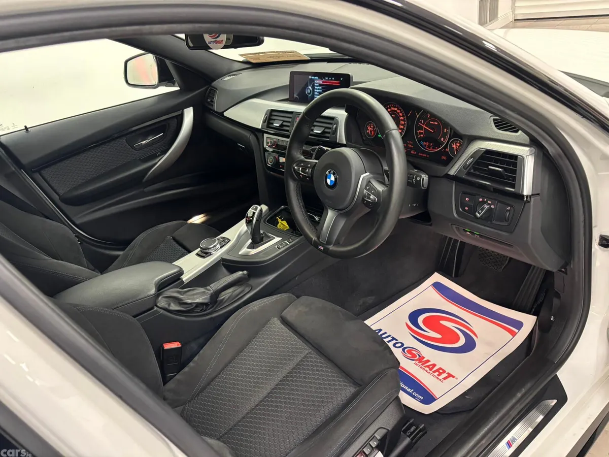BMW 3-Series Saloon, Diesel, 2015, White
