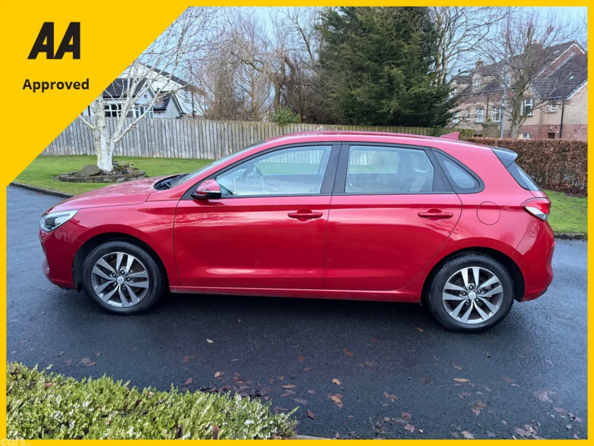 Hyundai i30 Hatchback, Petrol, 2018, Red