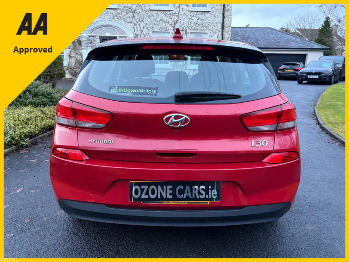 Hyundai i30 Hatchback, Petrol, 2018, Red