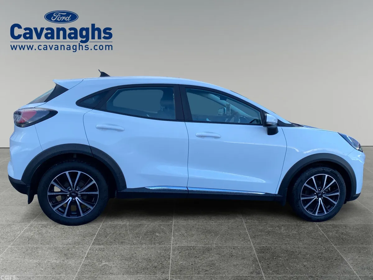 Ford Puma MPV, Petrol Hybrid, 2022, White